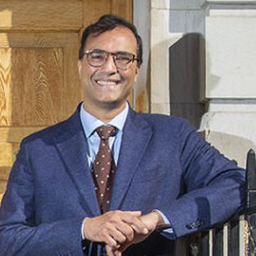 Dr Ash Deved